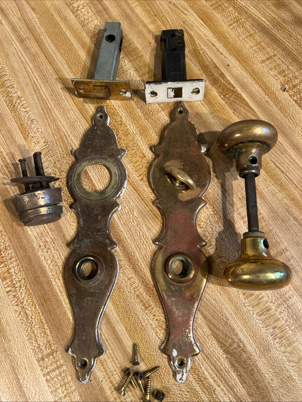 Antique Metal Door Knobs, Deadbolt, Mortise Bolts & Back Plates  NO KEY